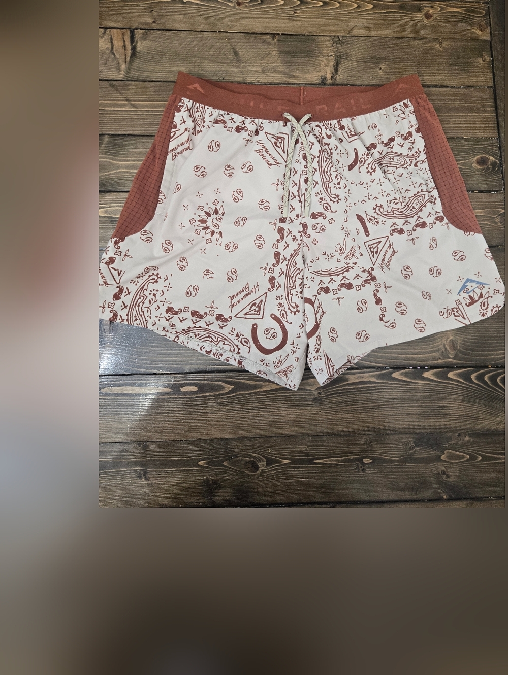 Mens Nike Trail shorts In Unique Print  Homeward Bound Size Medium